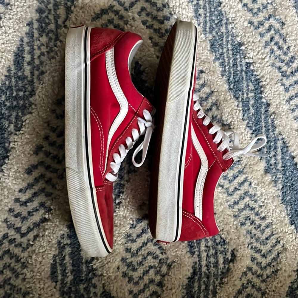 OG red vans! Lots of life left in these shoes. Just cleaning out the closet.
